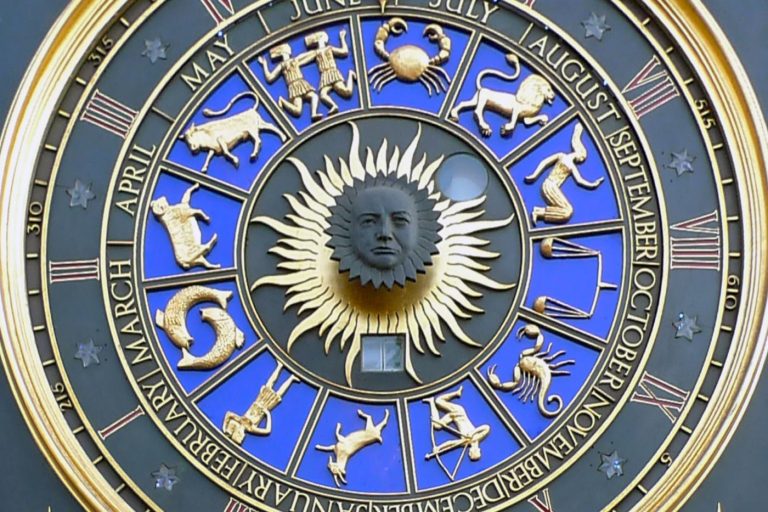 Financial astrology by decoding your birth chart